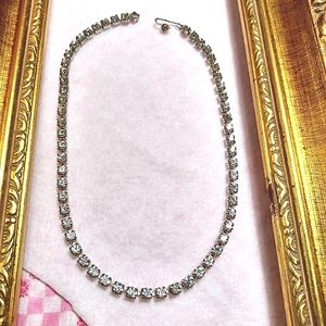 Gale vintage rhinestone necklace